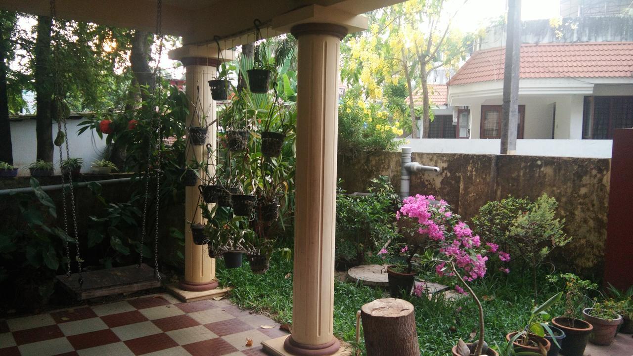 Lazar Residency Homestay Kochi Esterno foto