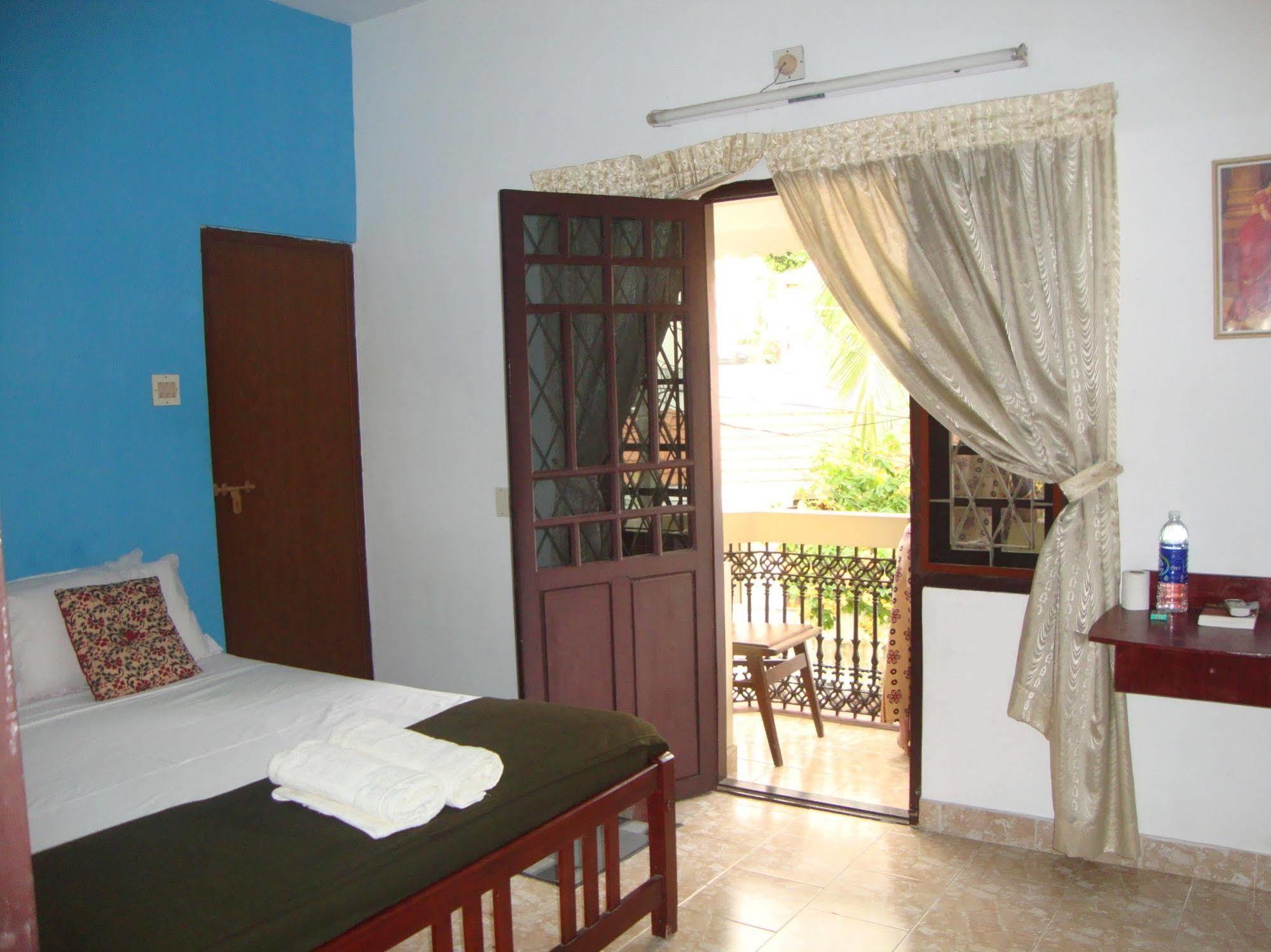 Lazar Residency Homestay Kochi Esterno foto