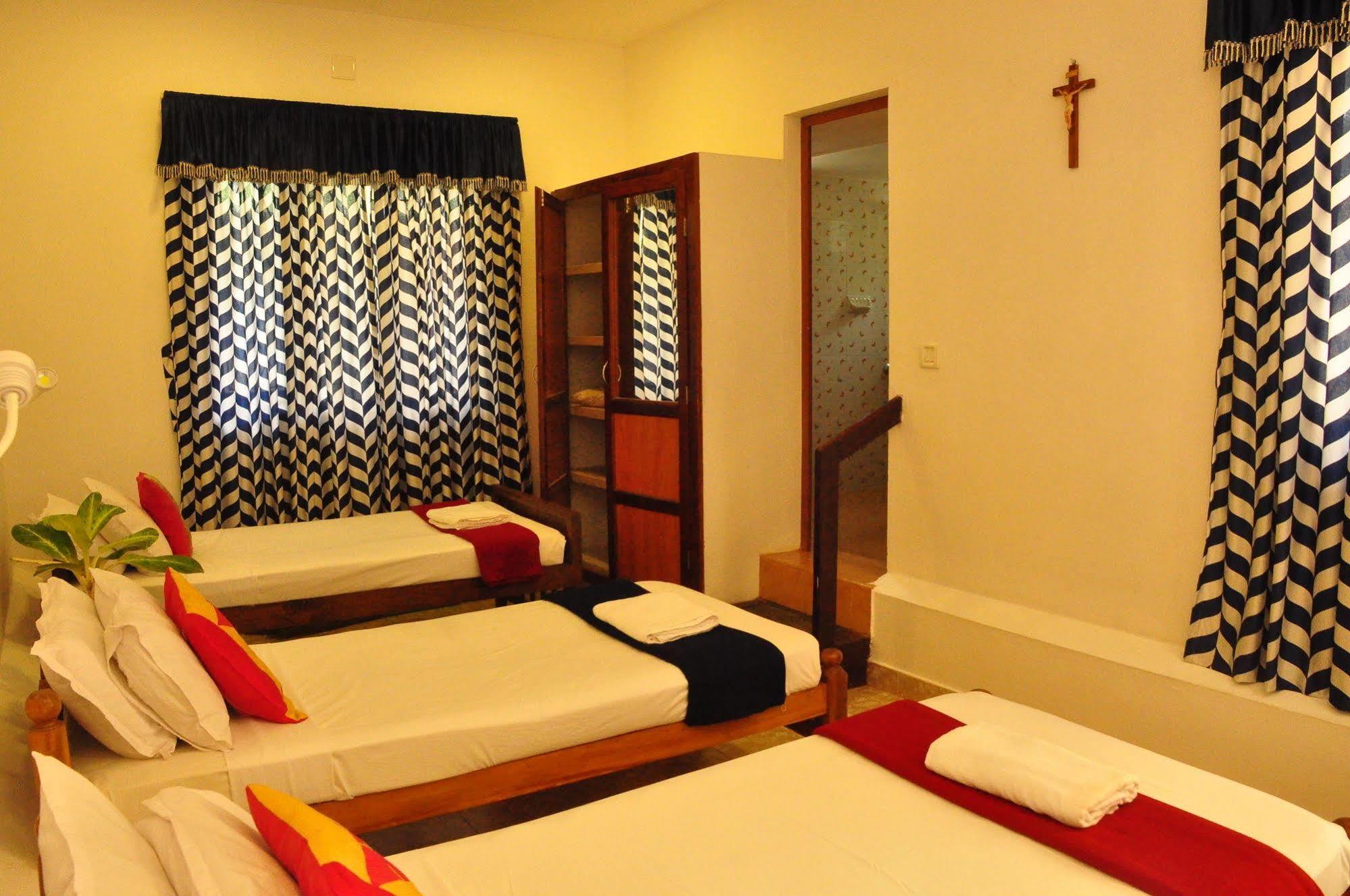 Lazar Residency Homestay Kochi Esterno foto